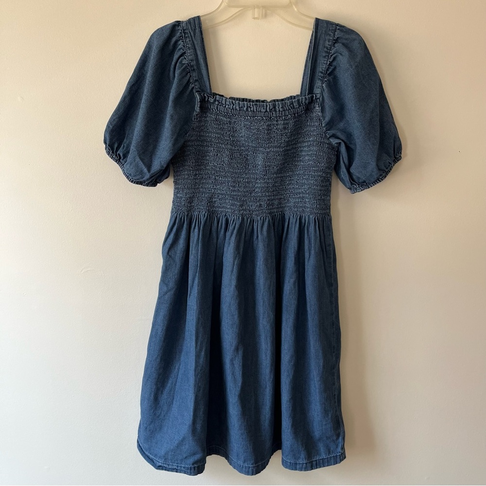 Girls GAP Smocked Chambray Dress XL - Picture 1 of 5